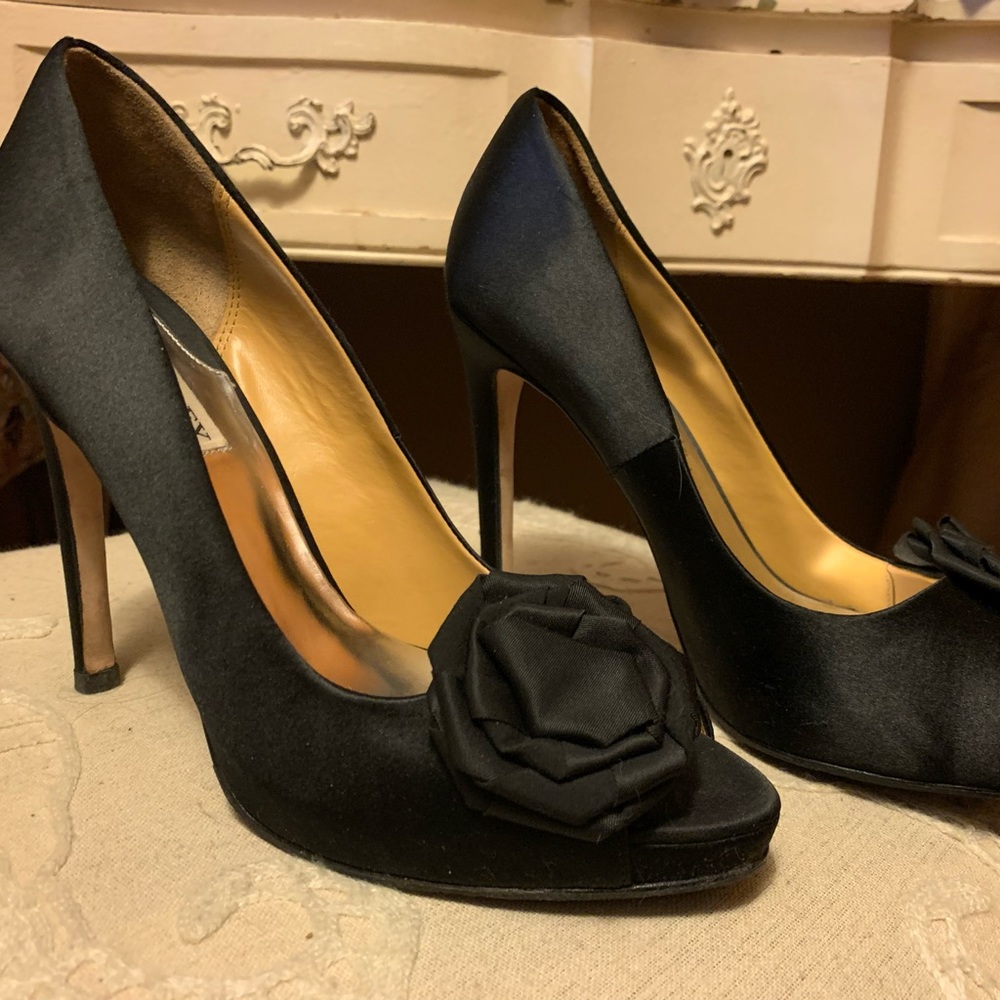 Badgley Mischka Peeptoes